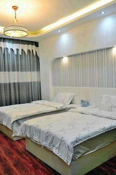 Yiguangnian Fashion Hotel Fenghuang Exterior photo